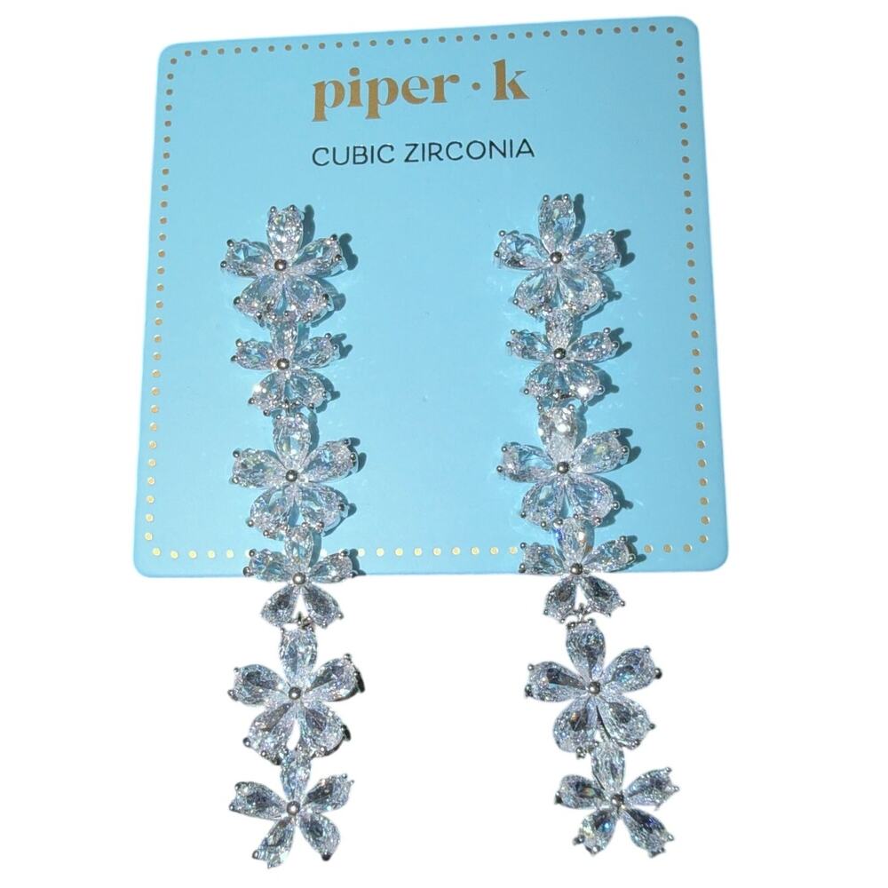 VIRAL Piper K Silver Cubic Zirconia Crystal Floral Tiered Drop Earrings (NWT)